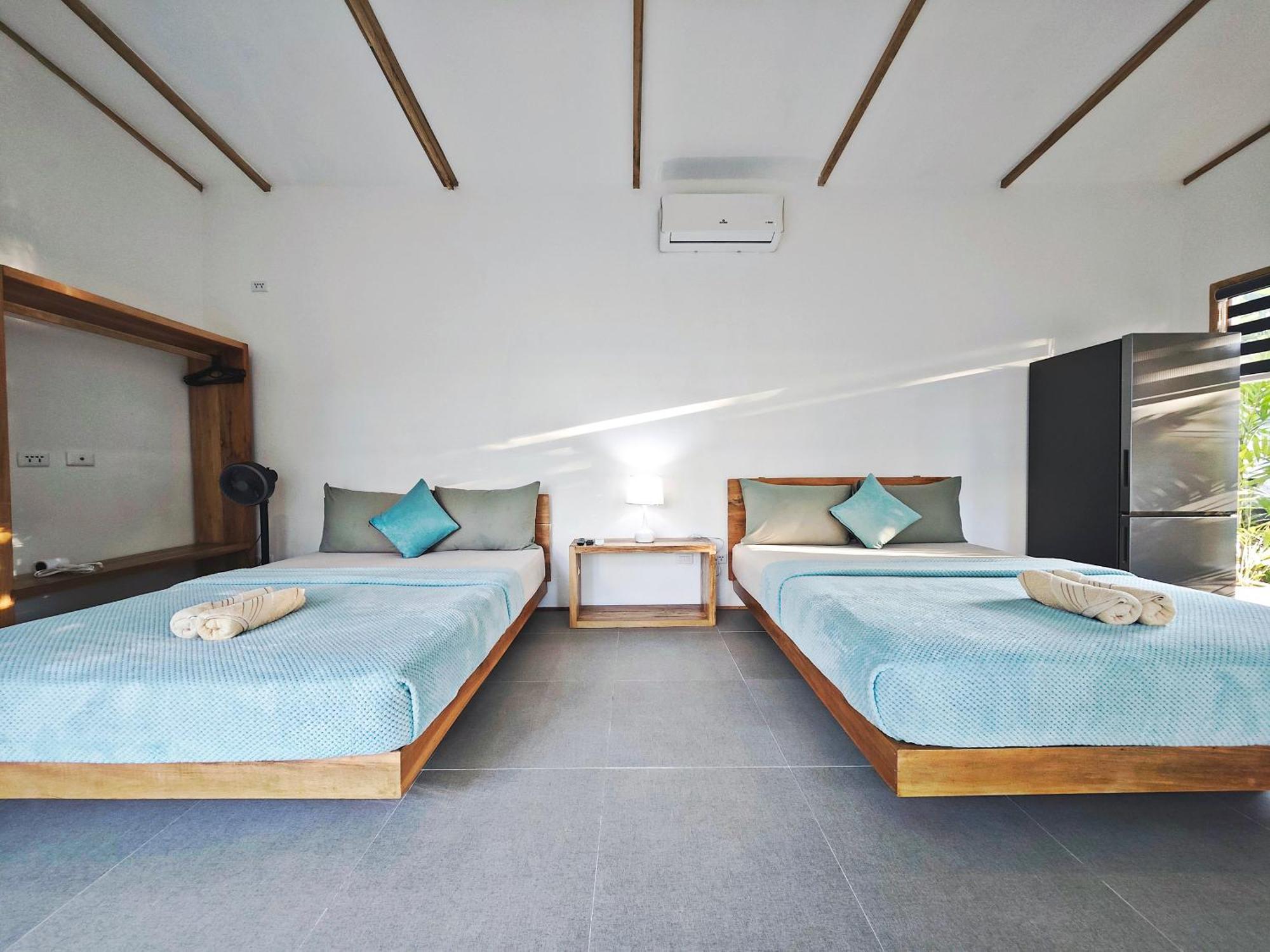 Island World Panglao Hotel Екстериор снимка