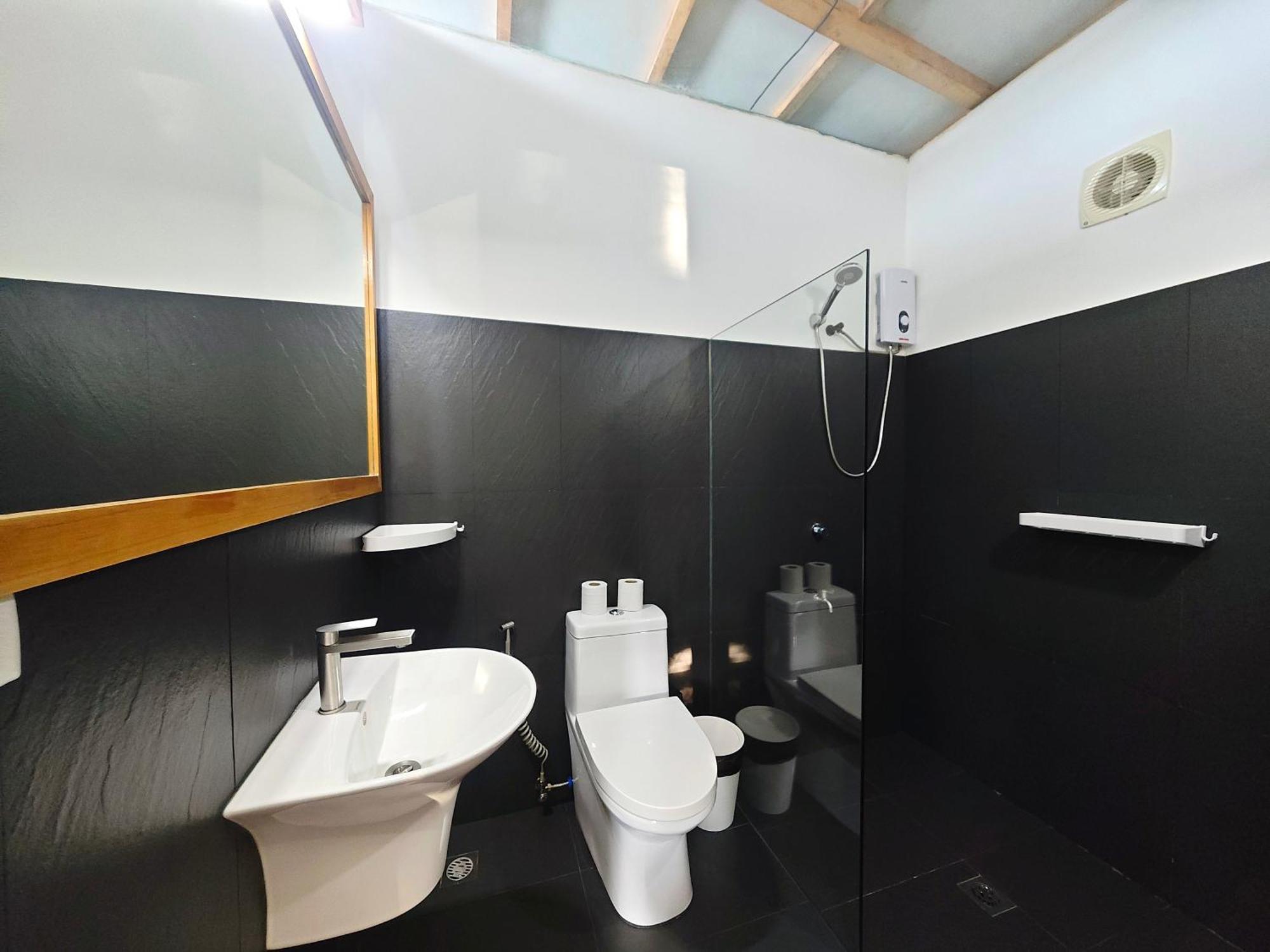 Island World Panglao Hotel Екстериор снимка