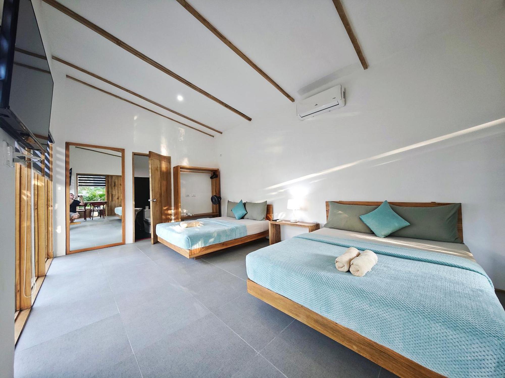 Island World Panglao Hotel Екстериор снимка