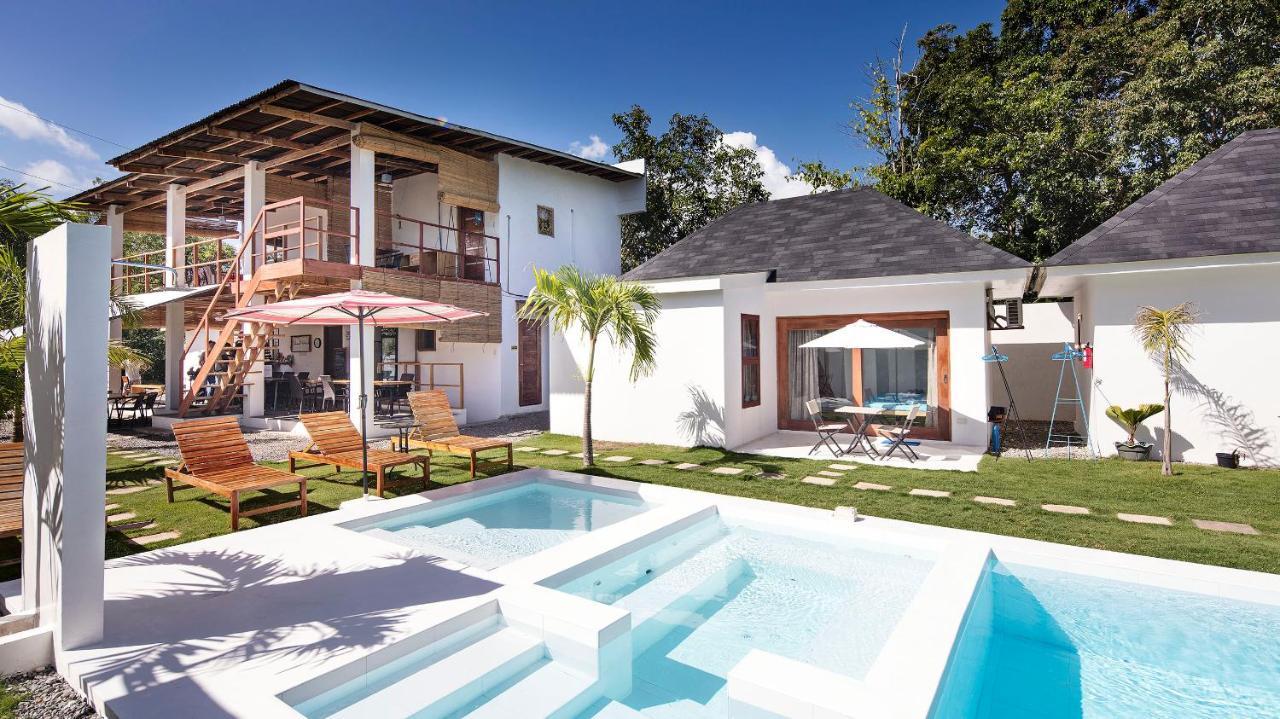 Island World Panglao Hotel Екстериор снимка